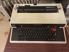 MACCHINA DA SCRIVERE ELETTRICA TRIUMPH GABRIELE 8008
