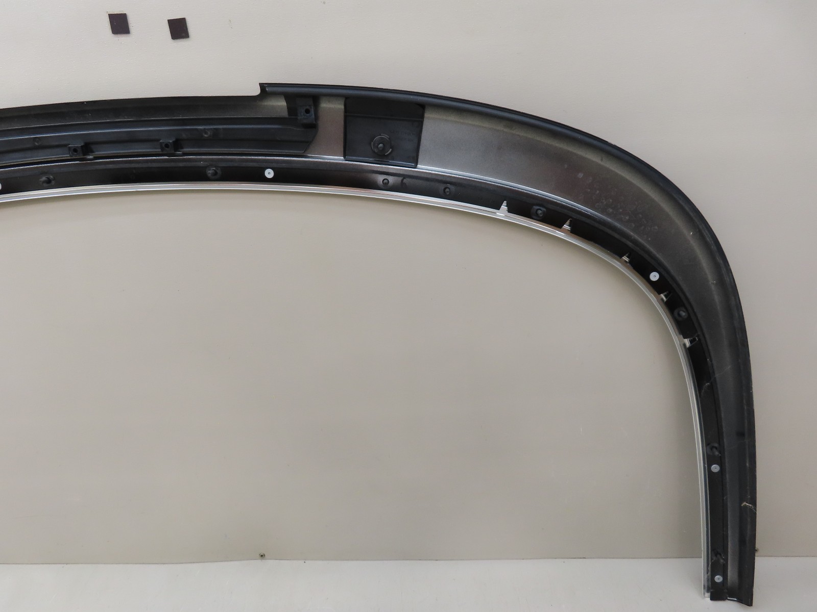 2016-2020 ROLLS ROYCE DAWN RR6 REAR TRUNK FOLDING TOP LID MOLDING OEM