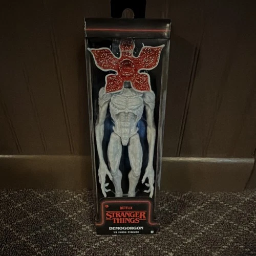 Jazwares: Stranger Things Demogorgon 12 Inch Collectible Figure