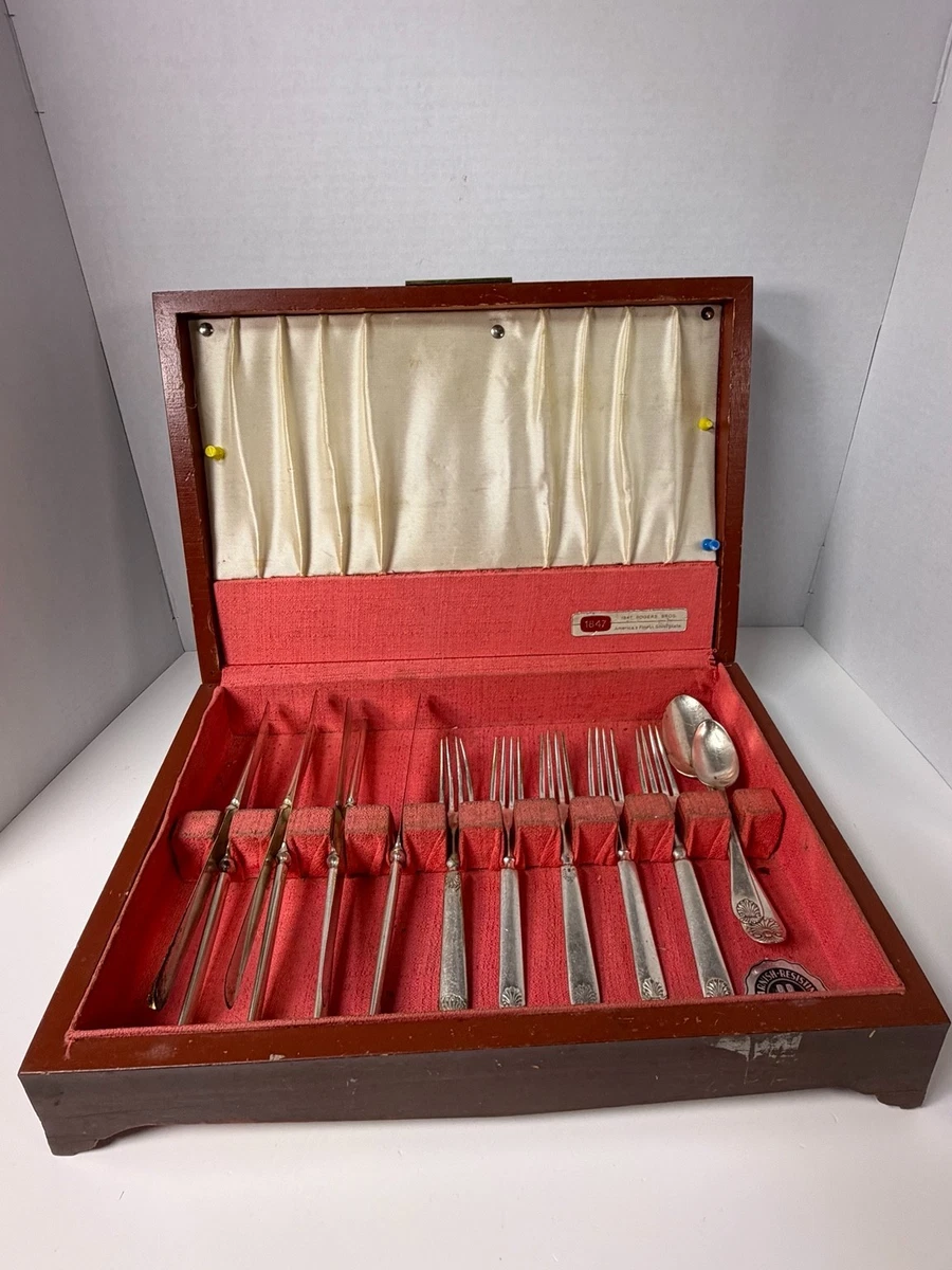 25+ 1847 Rogers Bros Antique US Silver-Plated Flatware-Sets for