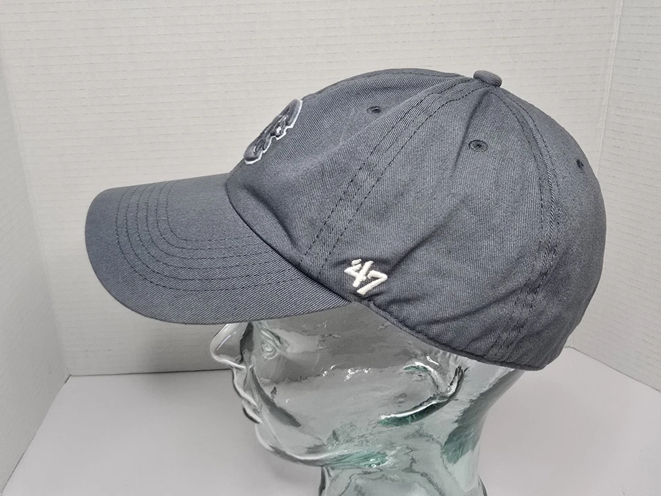 Men's '47 Grey Gray Chicago Cubs Franchise Logo Fitted Hat Size Medium NWOT - Image 2 of 4