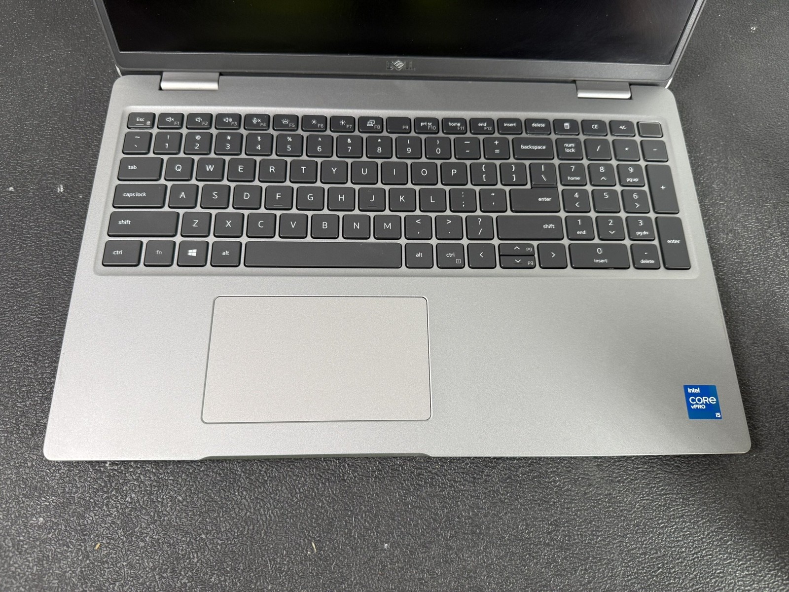 Dell Latitude 5520, 15.6-Inch Laptop, with Core i5 1145G7 @ 2.60GHz, Windows 11 Pro