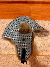 D&Y David & Young Trapper Hat Womens Faux Fur Accents Ear Flaps