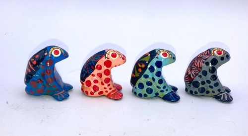 Mexican Frog Figurines Vintage Hand Painted Paper Mache Set of 4 Mini Frogs