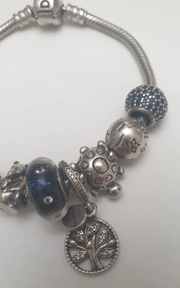 Pandora Armband mit 9 Charms aus 925er Silber ca.17cm 38 Gramm Maßiv - Bild 3 von 4