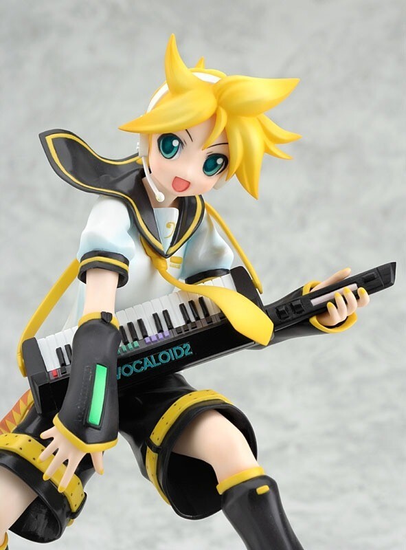Character Vocal Series 02 Len Kagamine 1/8 Scale Figure GOOD