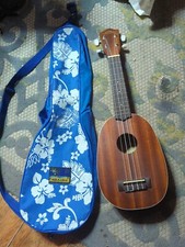 Lanikai Hawaiian Pineapple Model LU-21P Mahogany 4-String Uke Ukulele