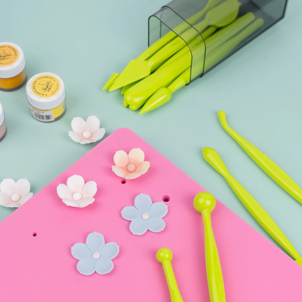 12Pcs Dough Mould Tool Carve Mould Fondant Making Tool Cartoon Knead Mould Set - Image 3 of 4