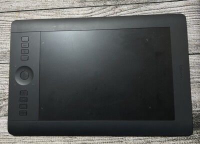 Wacom Intuos Pro PTH-651 Medium Drawing Tablet ONLY - Tested