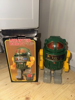 Robot mostro stile Dino vintage giocattolo plastica verde a batteria e scatola Taiwan
