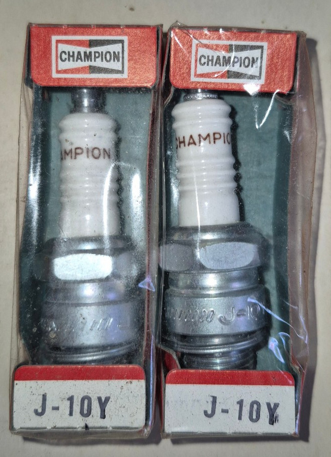 Vintage Champion J-10Y Spark Plugs 2-pack N.O.S.