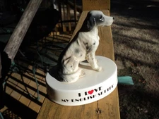 VINTAGE ENGLISH SETTER DOG CERAMIC FIGURINE  3.5" LONG-    "SO CUTE"