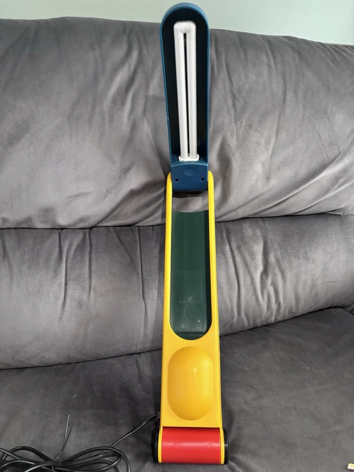 Vintage Memphis Style Table, Lamp Z Table Lamp, Pop Art Lamp, Toucan Lamp, 80s - Image 3 of 4