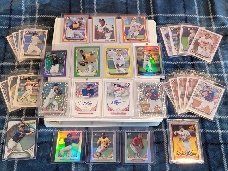 250+ MLB 2012-2014 Bowman binder lot w/ autos, Chrome, Parallel, Insert, #'d, RC