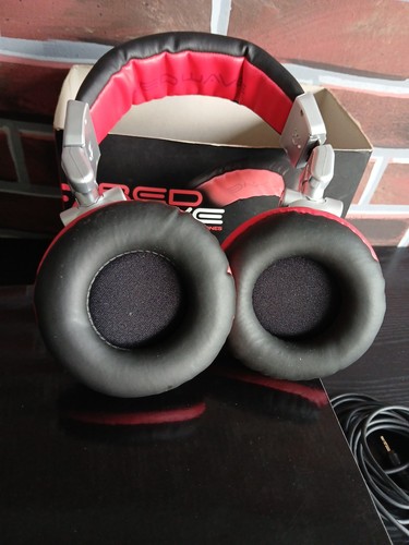 Numark RedWave Professional DJ Headphones Silver Red Rotating Earcup - Picture 15 of 15