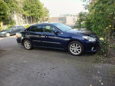 Toyota Crown GRS200 Royal Saloon 2.5 V6 • 215 PS • Baujahr 2011 • Deutsche Dok. Toyota Crown GRS200 Royal Saloon 2.5 V6 • 215 PS • Baujahr 2011 • Deutsche Dok.