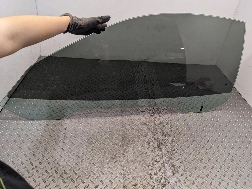 Driver Left Front Door Glass Fits 97-04 CORVETTE 1176616 - Image 2 of 4