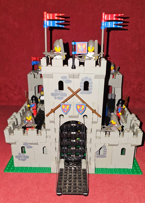 lego castle mittelalterliche Burg 80er Jahre Stil