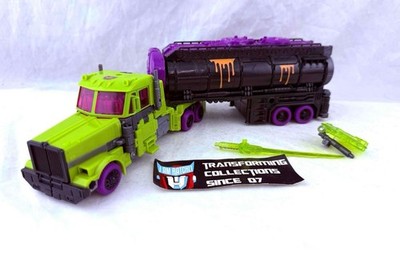 Transformers Legacy G2 Leader Class Toxitron Complete