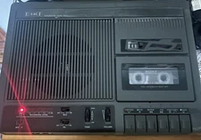 EIKI 5090A Portable Cassette Tape Player/Recorder/Dictation-Read Description