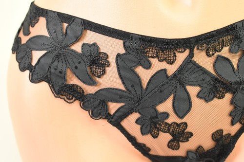 Victoria's Secret GROSSER *SEHR SEXY* TANGA MIT BLUMENSTICKEREI *schwarz* - Bild 3 von 5