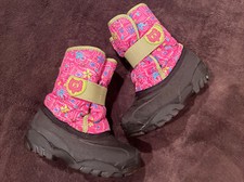 Girls Snow Boots Size 10 Rubber Sole KAMIK Snowbug2 Fur Lined Warm Pink  Green
