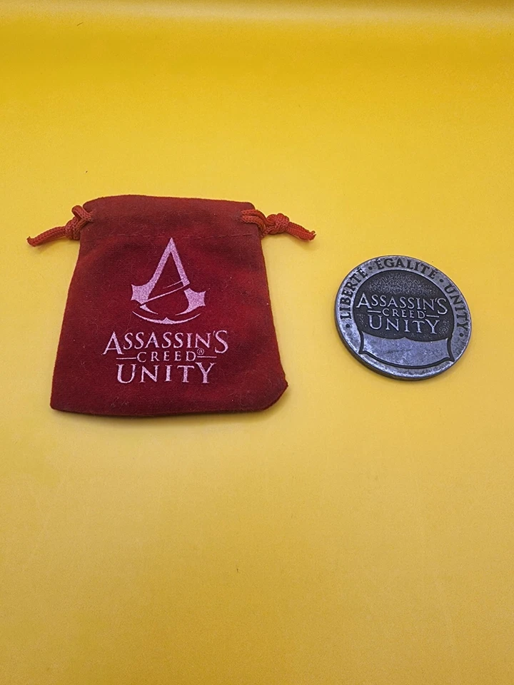 Assassin's Creed Unity Coin with Velvet Pouch Loot Crate EXCLUSIVE (E2) - Image 2 of 2