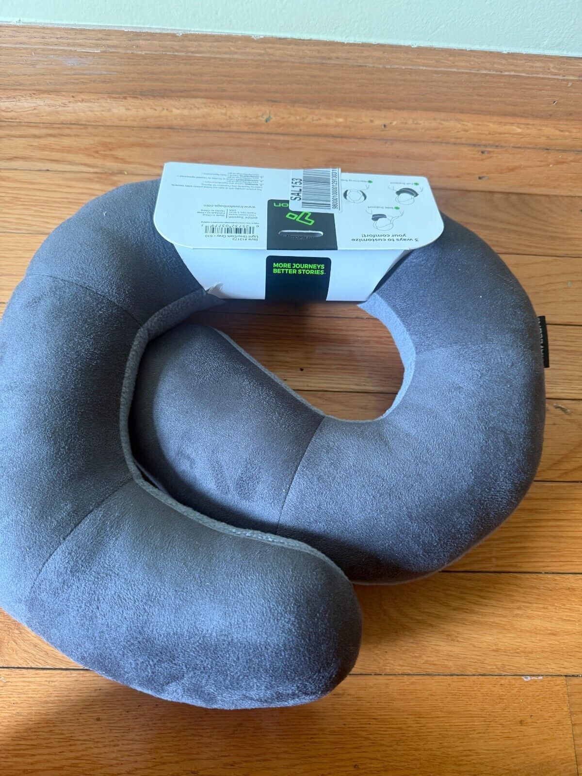$40 New Travelon Deluxe Wrap N Rest Pillow Medium Blue Gray