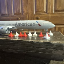 10 Pc Red White TRAFFIC CONES Airport Stand GSE Models 1:200 Scale Diorama 3d