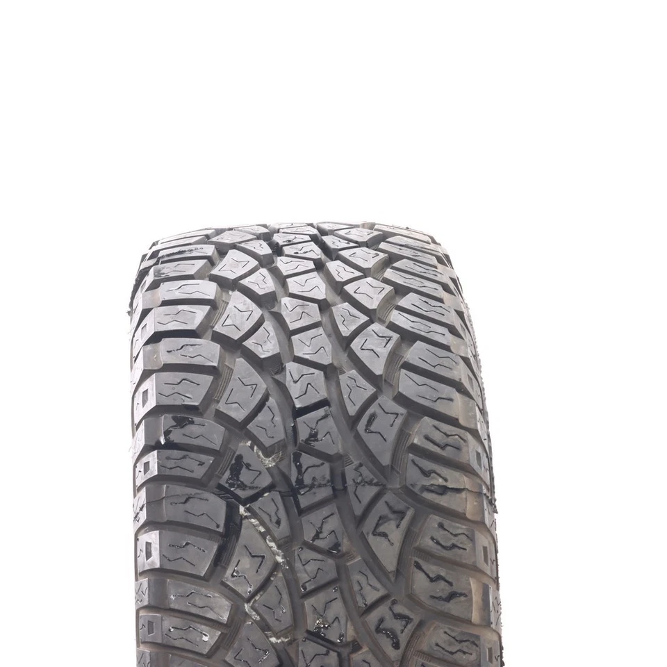 Cooper Zeon LTZ 120S 285/60R18 usado - 15/32 Foto 3 de 4