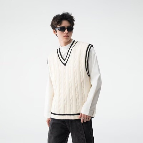 British College Style V-neck Knitted Vest - Picture 14 of 26