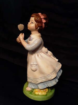 Avon Wishful Thoughts Porcelain Figurine 1982 a Girl Blowing a Dandelion Flower