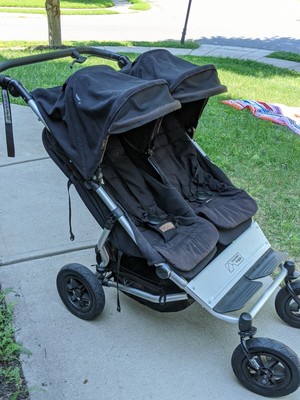 mountain buggy duet black