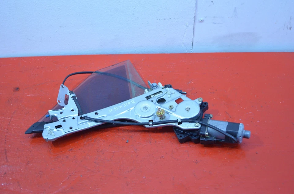 97-04 MERCEDES-BENZ R170 SLK320 CUARTO PASAJERO TRASERO DERECHO CRISTAL CON MOTOR OEM Foto 2 de 4