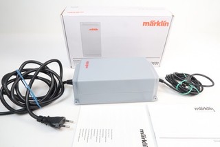 Märklin 60101 switching power supply 100W 220 240V functionally tested in original packaging #1