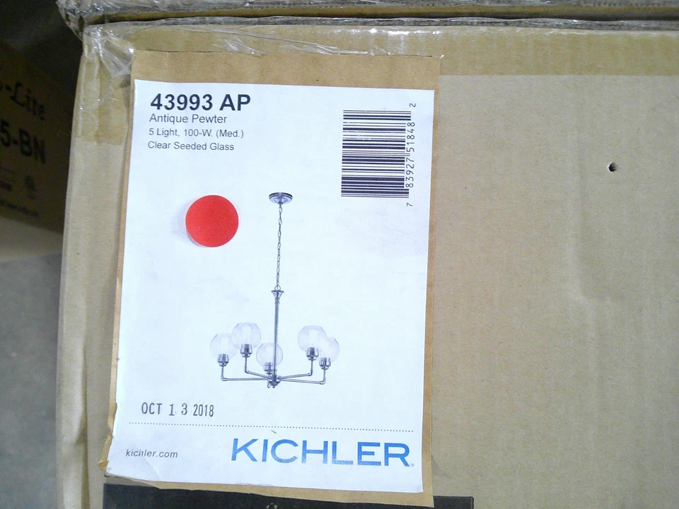 Candelabro de estanho antigo Kichler Lighting Niles 5 luzes 26" 43993 AP - Imagem 2 de 3