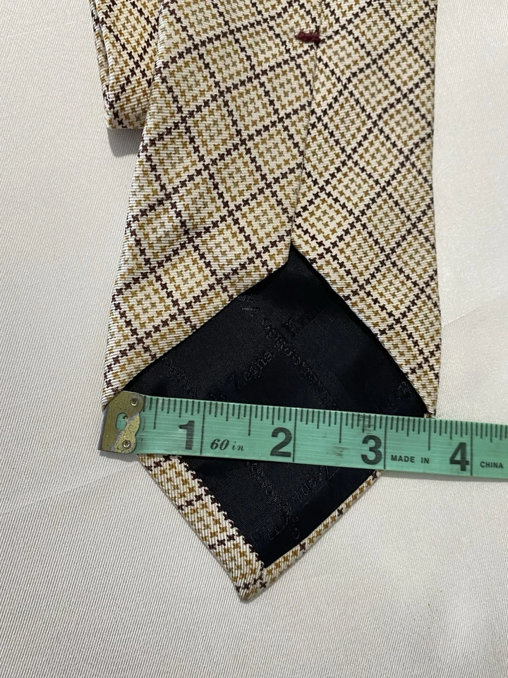 Gravata masculina de seda geométrica bege ERMENEGILDO ZEGNA feita na Itália. Good Con - Imagem 4 de 4