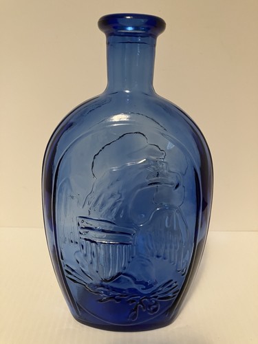 Vtg. Lady Liberty / Eagle W/ Shield Cobalt Blue Glass Bottle - Picture 3 of 10