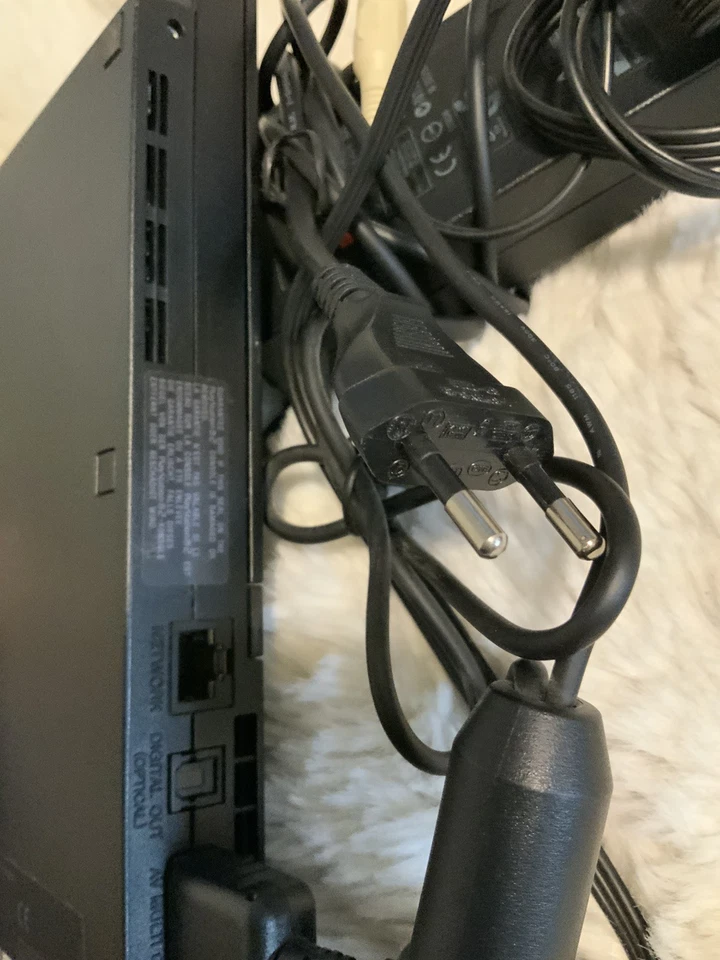 Sony PlayStation 2 Slim, photo 4 sur 4