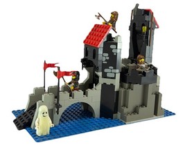 LEGO 6075 WOLFPACK TOWER CASTLE SYSTEM 1992 RARE READ DESCRIPTION