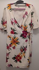 Old Navy Colorful Tropical Floral Womens Wrap Dress Medium Short Bell Sleeve