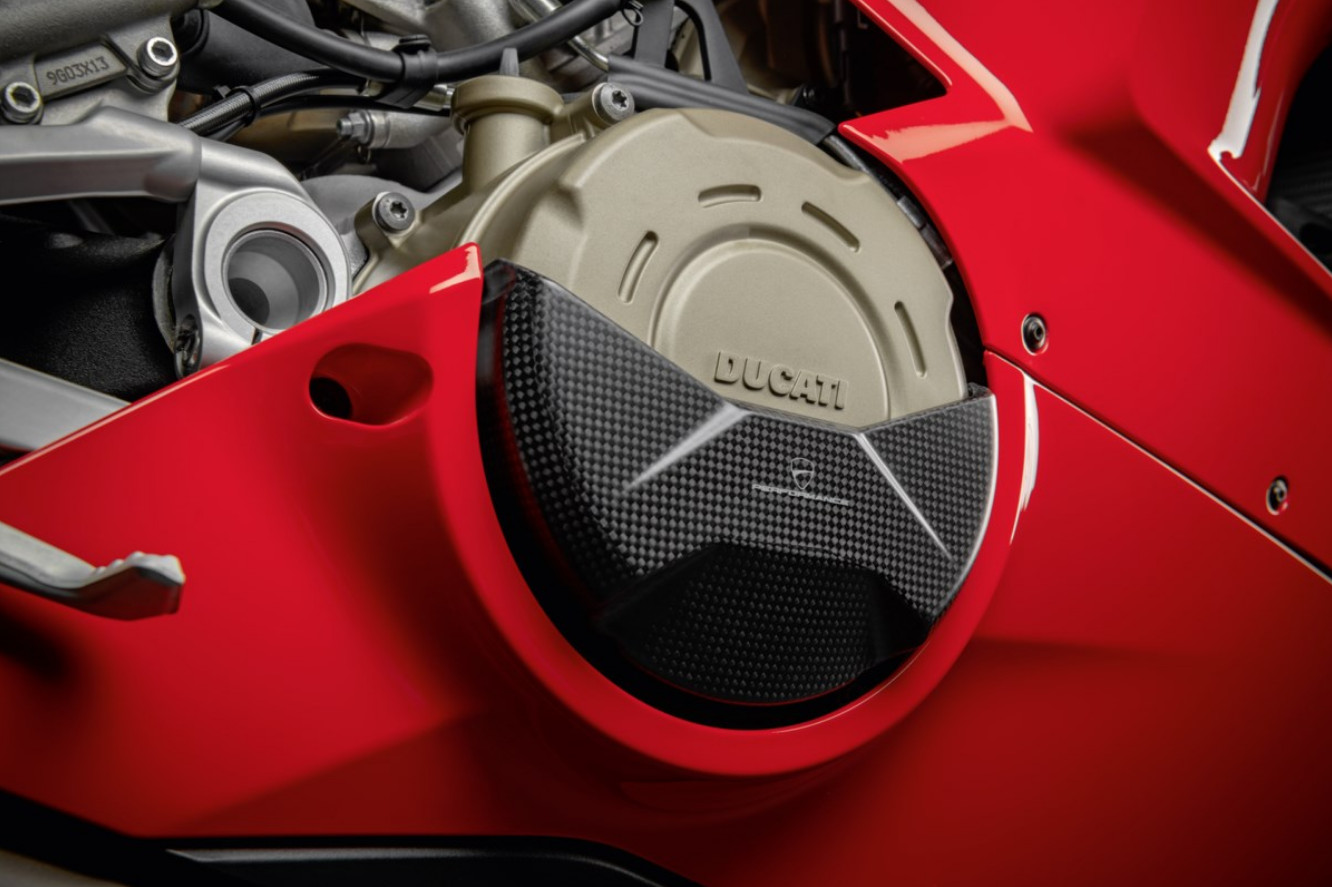Protection carbone carter embrayage Ducati Panigale V4 en fibre 3K mate