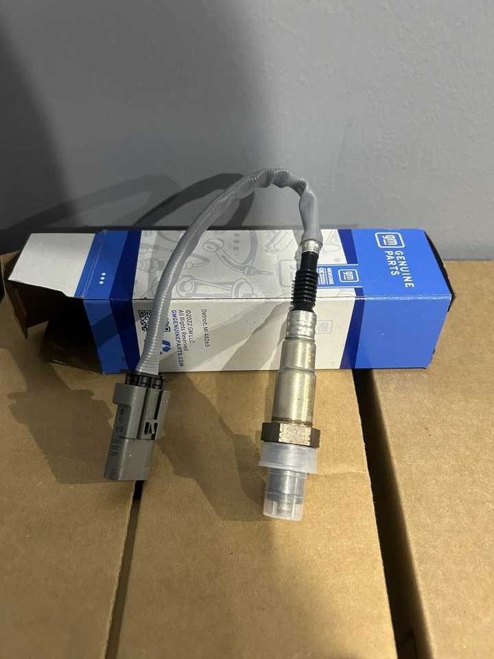 Genuine GM 12634085 Oxygen Sensor AC Delco 12634085 Fits GMC Acadia 2012-2016 - Image 2 of 3