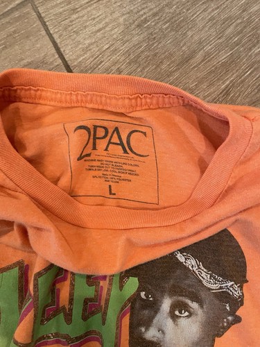 Tupac Shakur Keep Your Head Up T-Shirt Mens Size Large - Picture 4 of 4