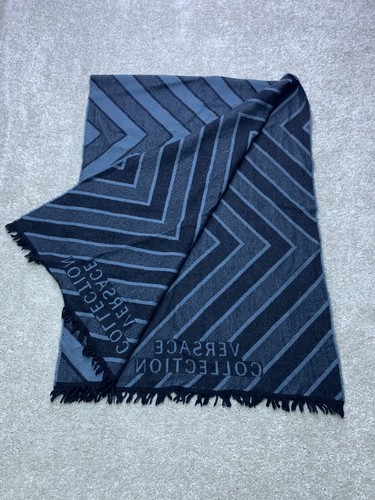 Versace Collection Rectangle Wool Scarf One Size Black Gray Chevron Quite Luxe - Picture 7 of 8