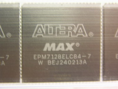 Altera EPM7128ELC84-7 Max 7000 CLPD IC 84-PLCC
