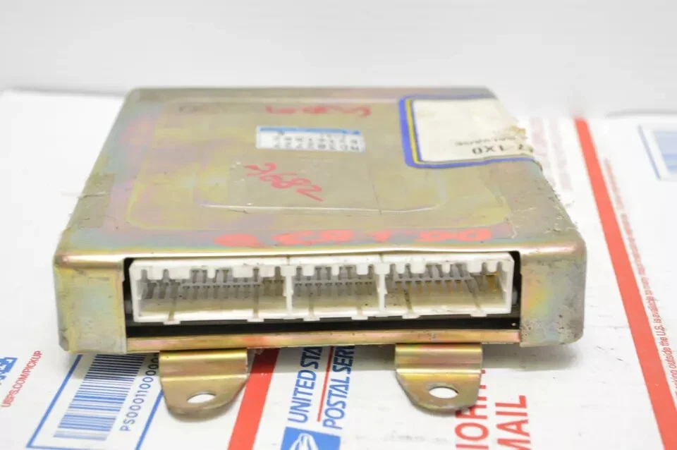 Unidad de módulo de control del motor Mitsubishi Expo MD3027 1994 1995 Ecm B2 007 Foto 2 de 4