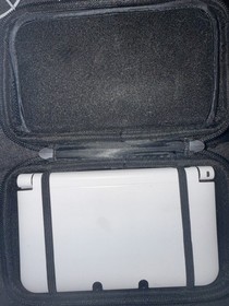 Nintendo 3DS XL Handheld System Black With Skin & case 