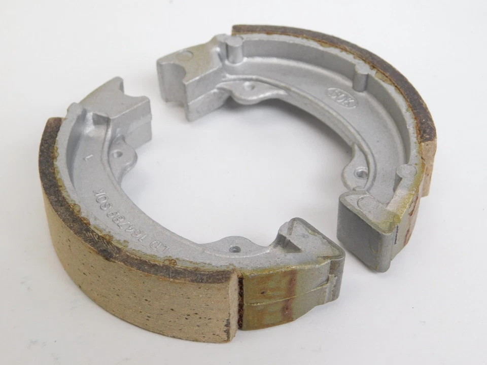 Zapatas de freno EMGO para Honda 43120-187-003 92-39152 NA50 NU50 NC50 CH80 NB50 PX50 Foto 2 de 4