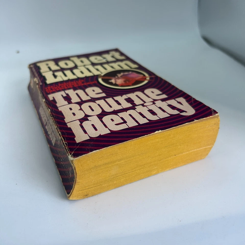 The Bourne Identity By Robert Ludlum Vintage 1986 Paperback - Image 3 of 4